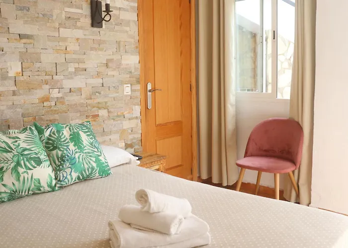 Hostal Residencial La Paloma II