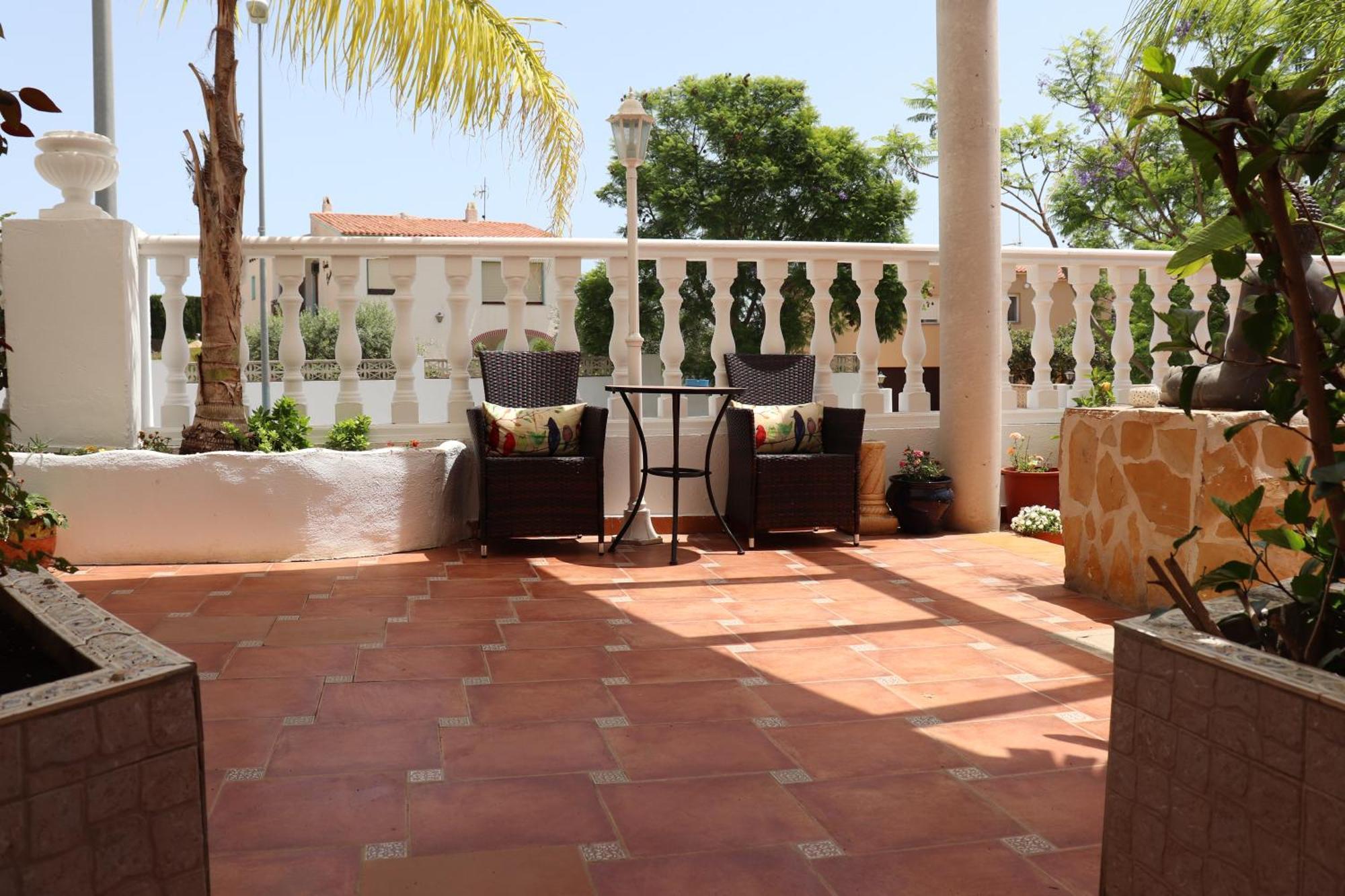 Residencial La Paloma Ii Pensión