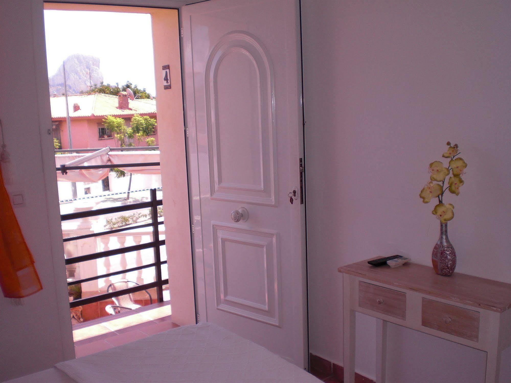 Pensión Residencial La Paloma Ii 2*